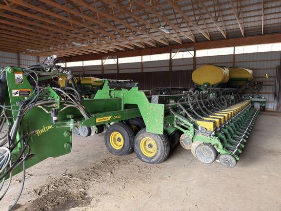 Photo of 2020 John Deere DB83
