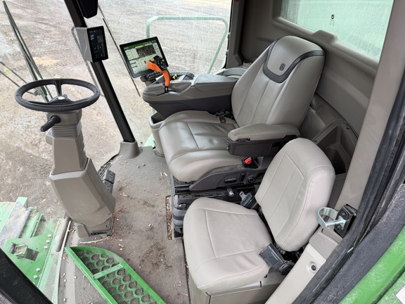 2025 John Deere S7 800 - Photo38
