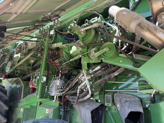 2025 John Deere S7 800 - Photo18