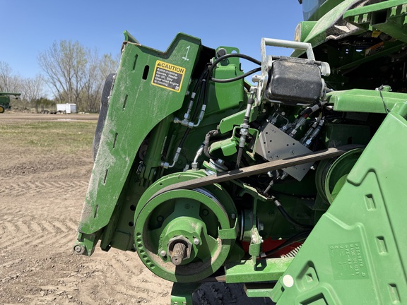 2025 John Deere S7 800 - Photo30