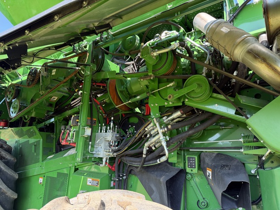 2025 John Deere S7 800 - Photo18