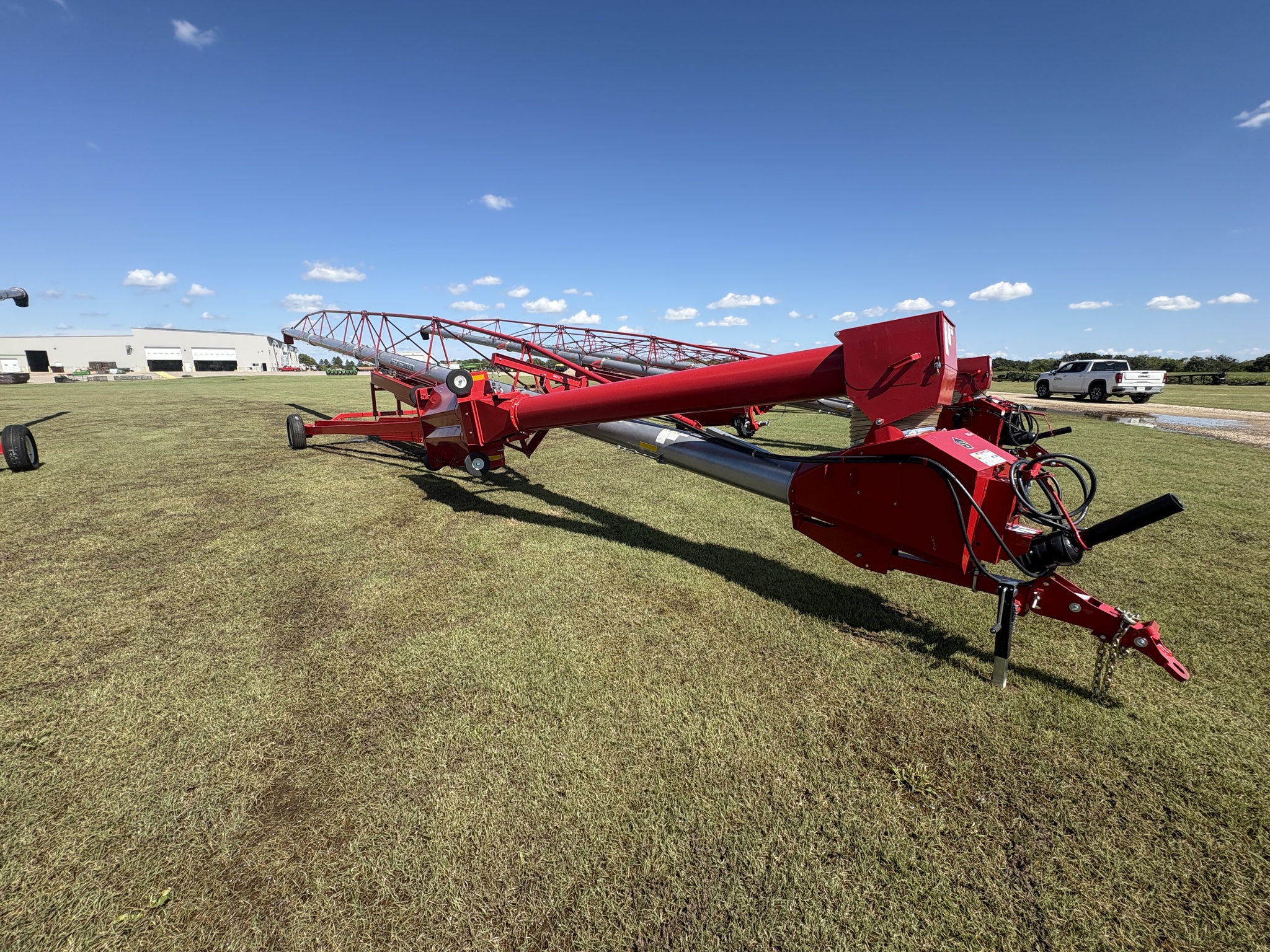 2022 Hutchinson Mayrath HX1384 Image 2