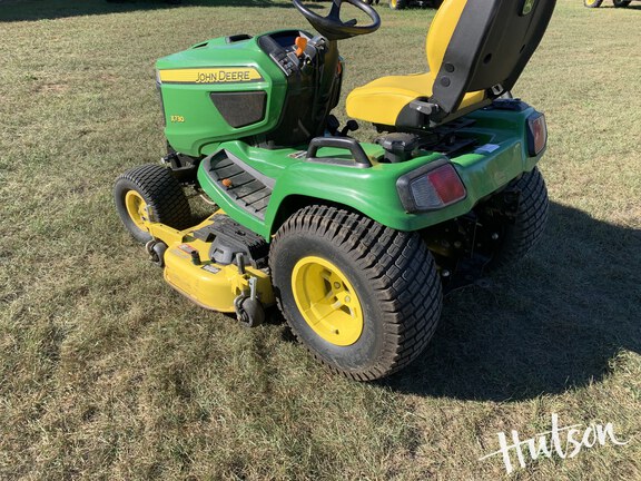 Photo of 2019 John Deere X730