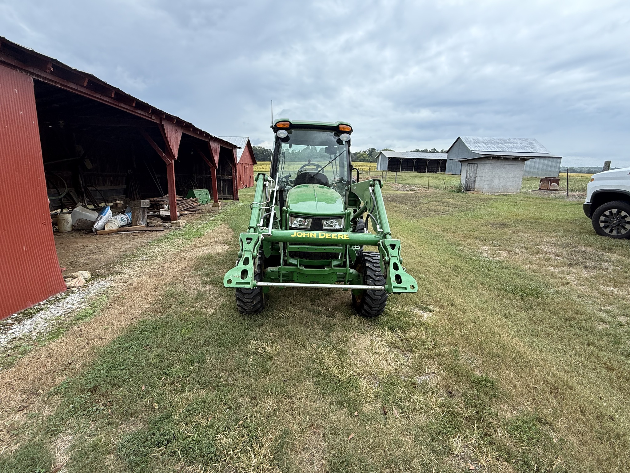 2020 John Deere 4066R Image 3