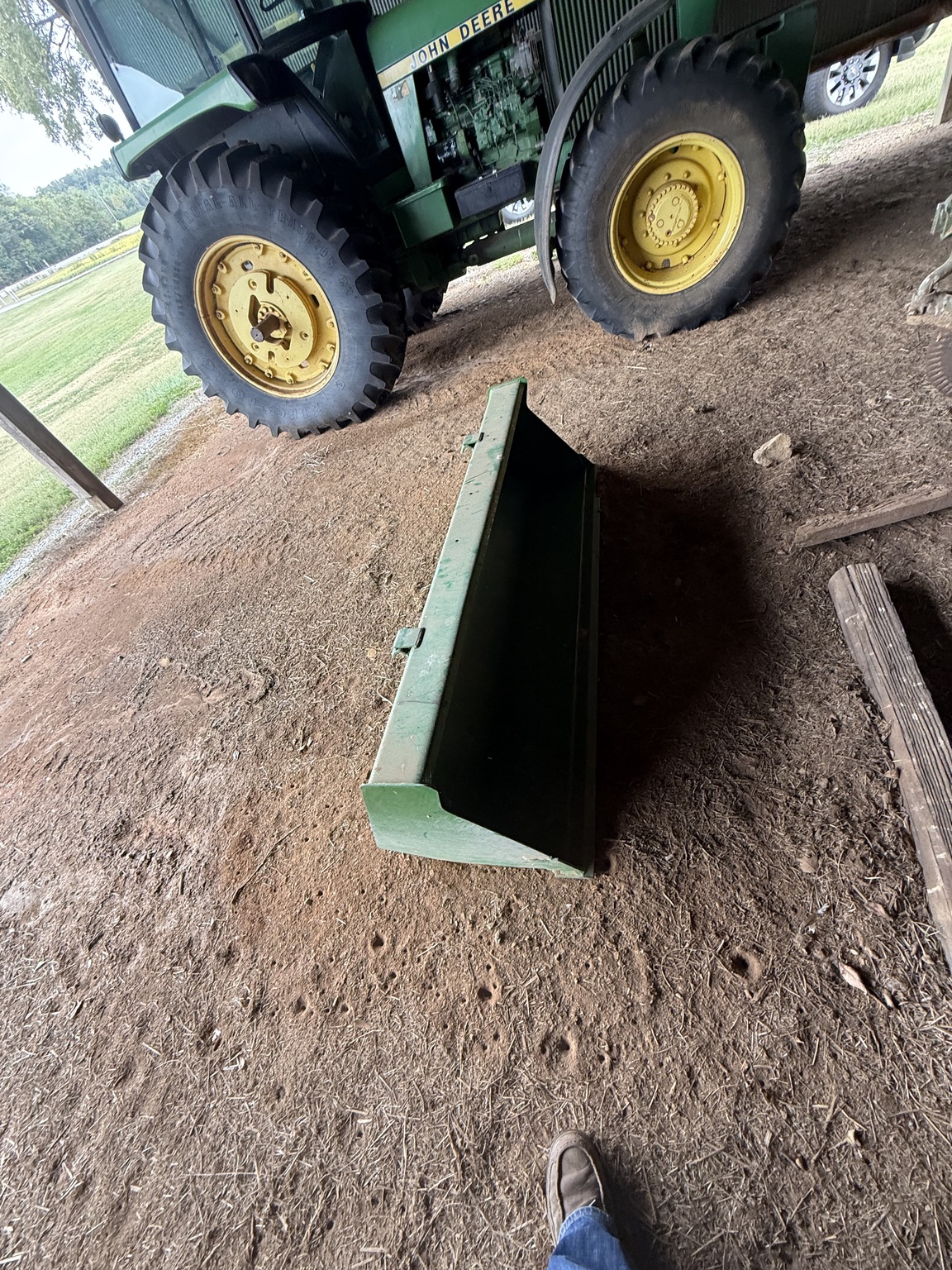 2020 John Deere 4066R Image 15