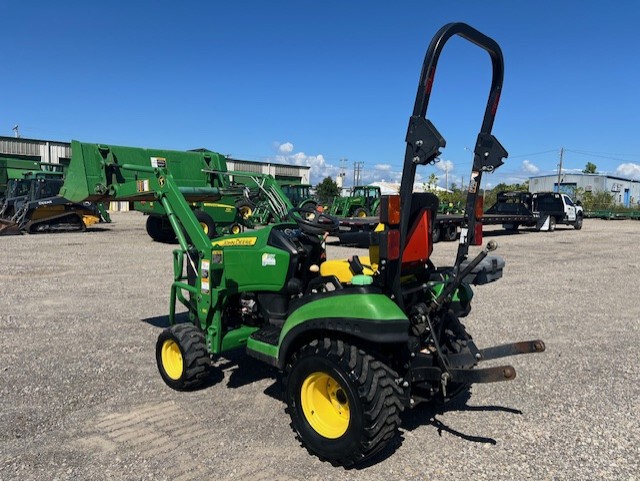 2013 John Deere 1025R Image 3