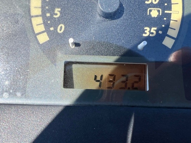 2013 John Deere 1025R Image 9