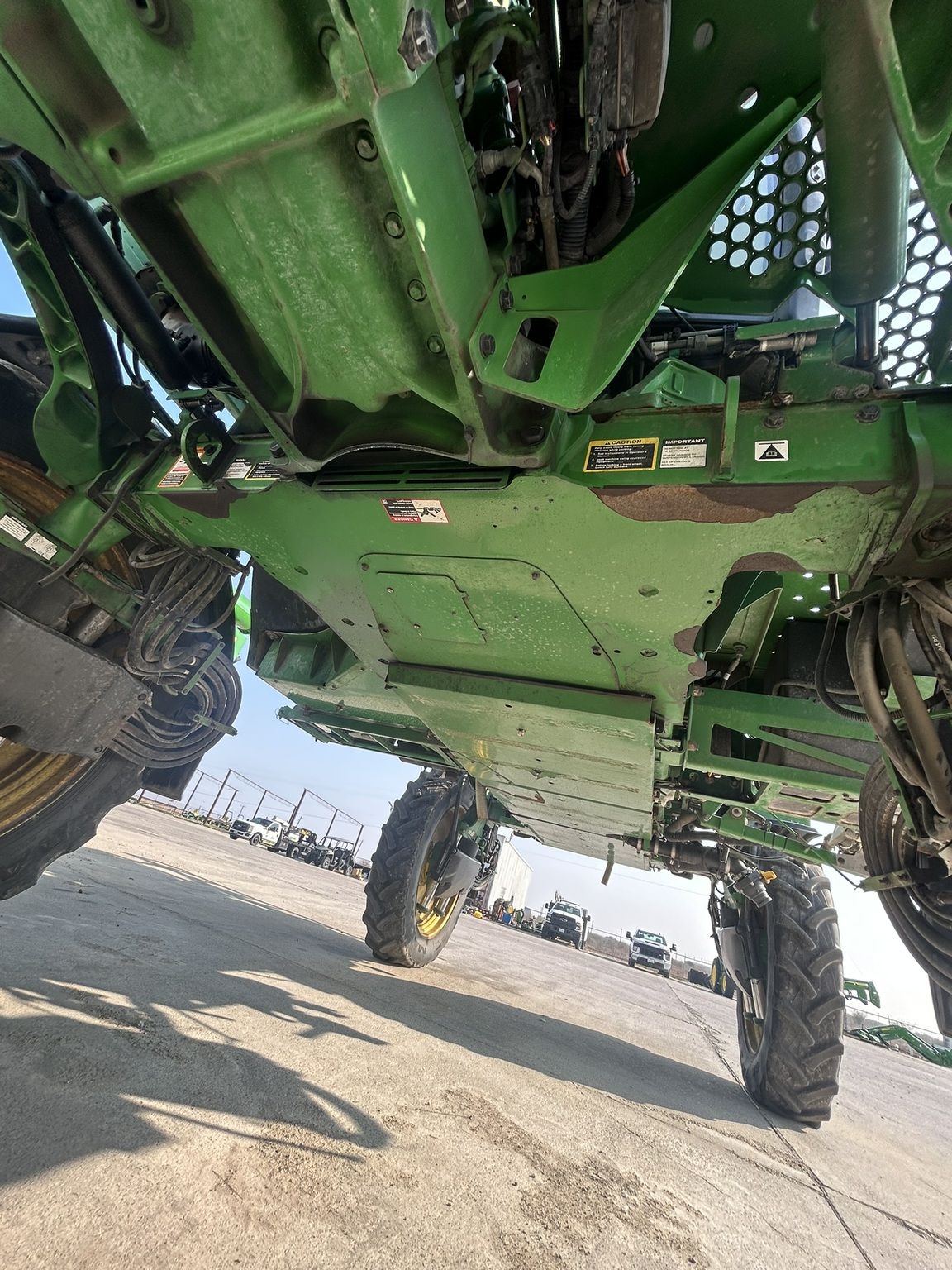 2021 John Deere R4038 Image 8