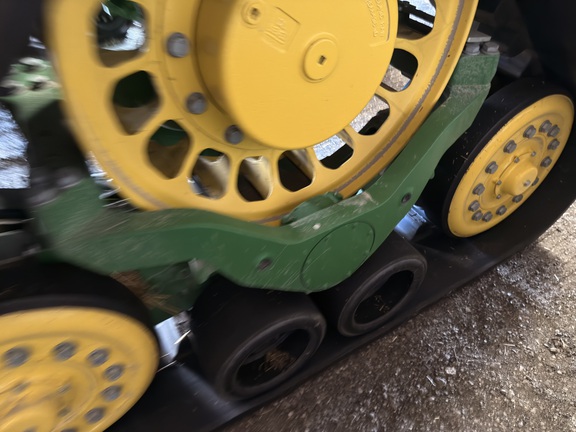 Photo of 2023 John Deere 8RX 410