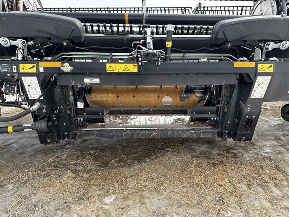 Used 2023 MacDon FD245 Combine Platforms at Horizon Ag & Turf in Lloydminster, AB - Photo4