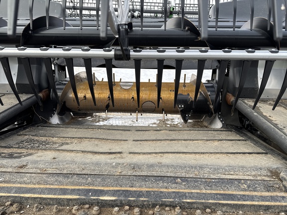 Used 2023 MacDon FD245 Combine Platforms at Horizon Ag & Turf in Lloydminster, AB - Photo6