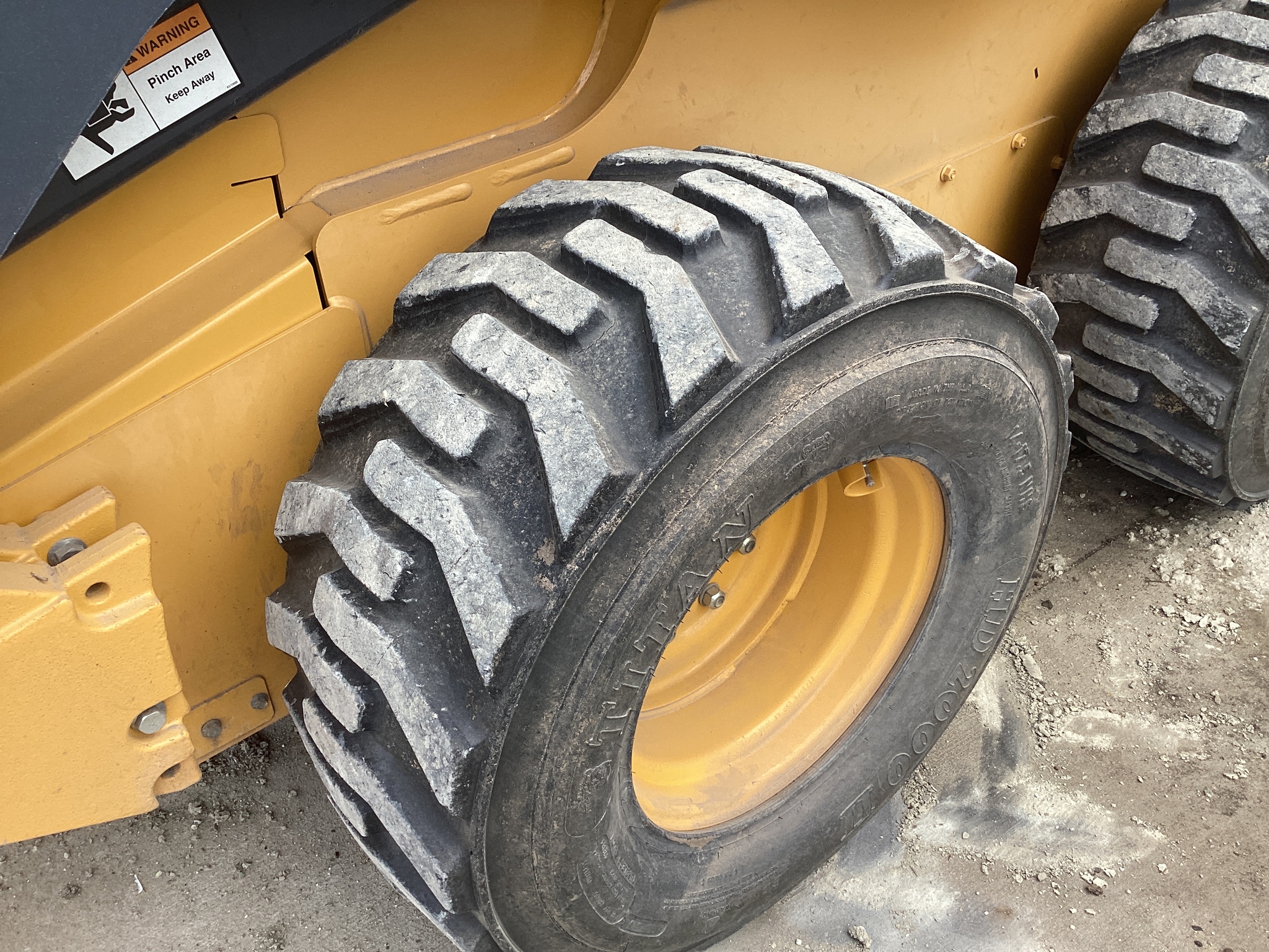 2012 John Deere 332D Image 4