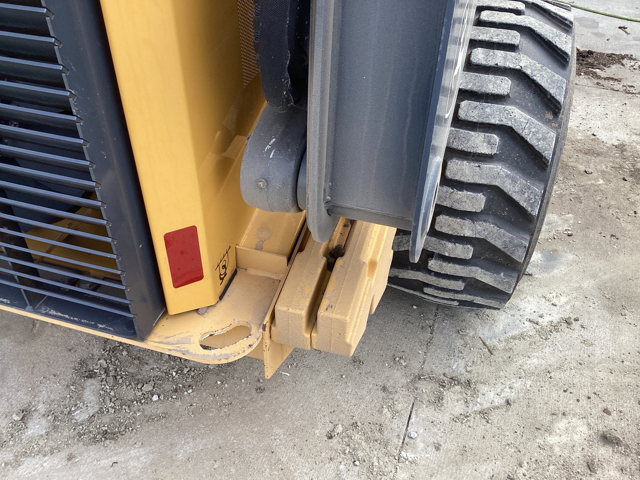 2012 John Deere 332D Image 6