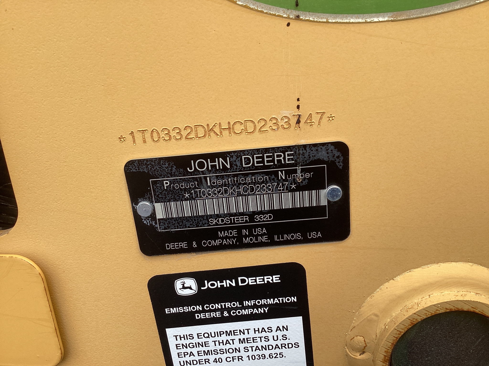 2012 John Deere 332D Image 9