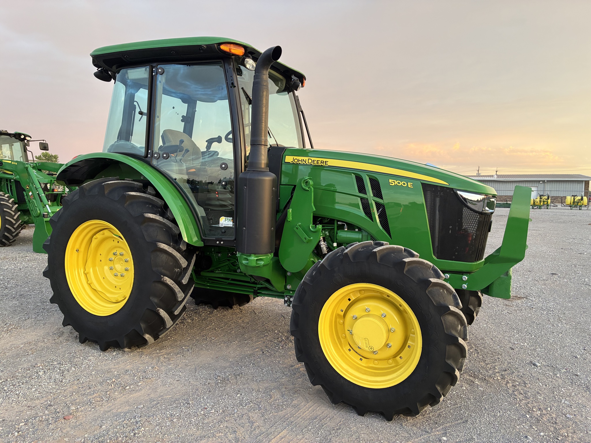 2024 John Deere 5100E Image 2