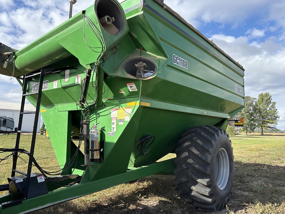Used 2004 Frontier GC1108 Grain Carts at Koenig Equipment in Urbana, OH - Photo6
