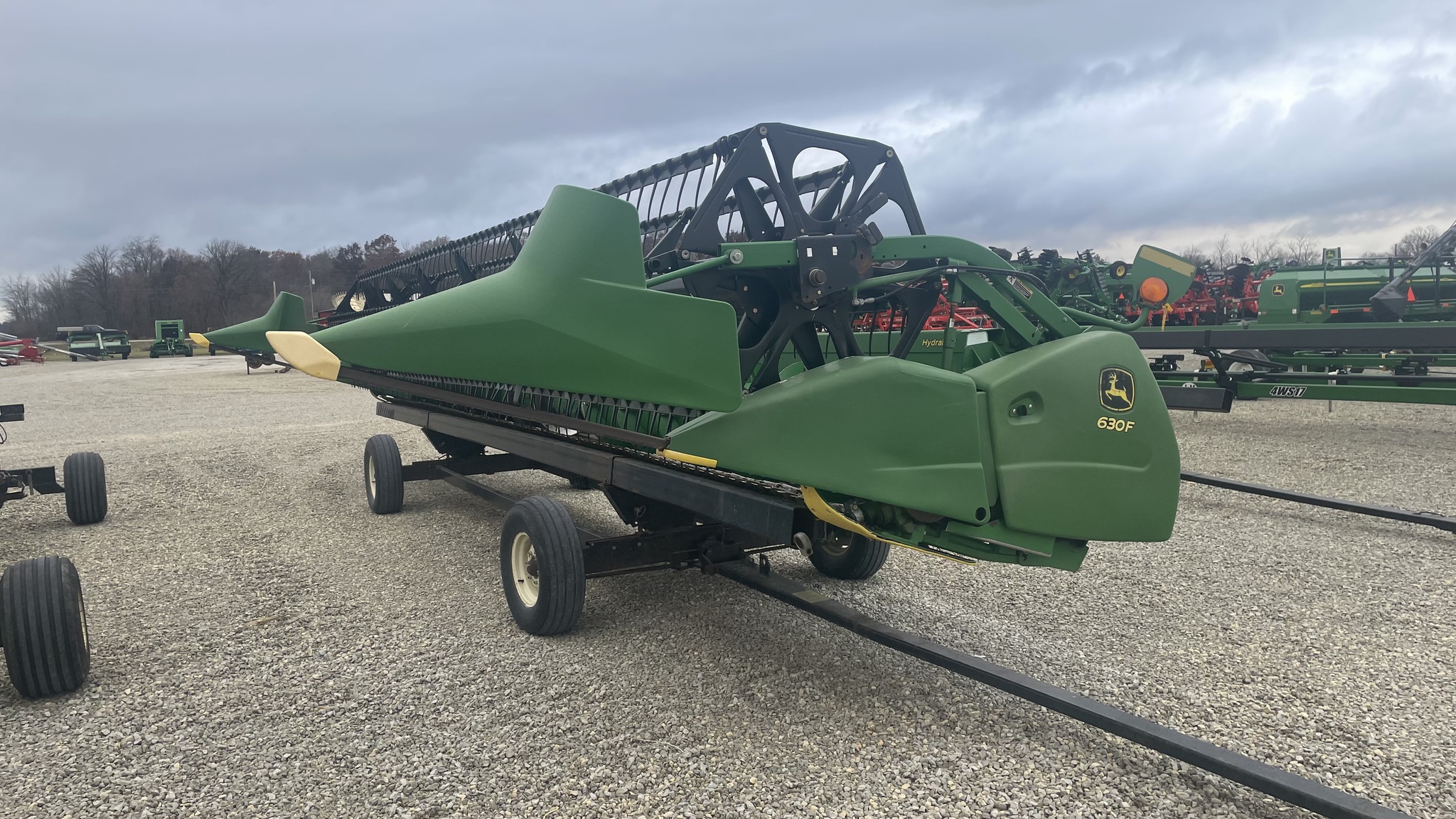 2010 John Deere 630F Image 2