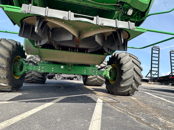 2024 John-Deere S780