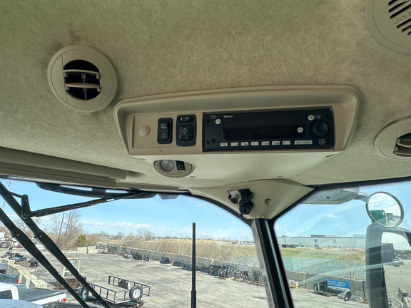 2024 John-Deere S780