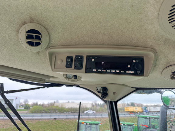 2024 John-Deere S780