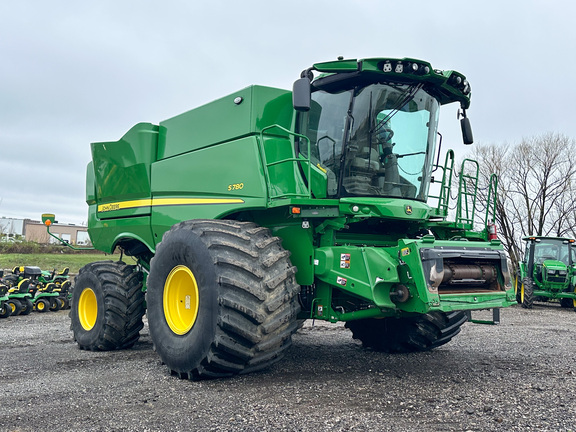 2024 John-Deere S780