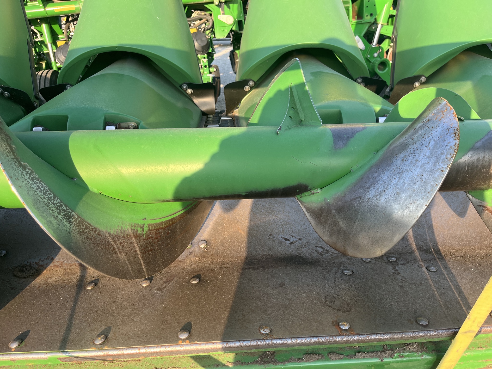 2013 John Deere 608C Image 5