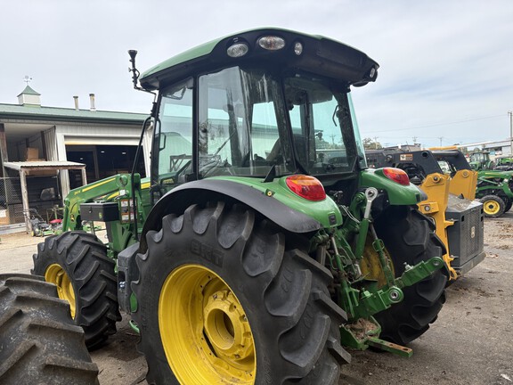 2023 John Deere 5105M