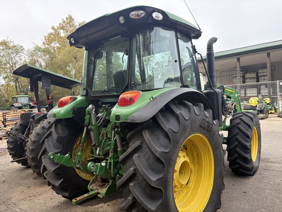 2023 John Deere 5105M