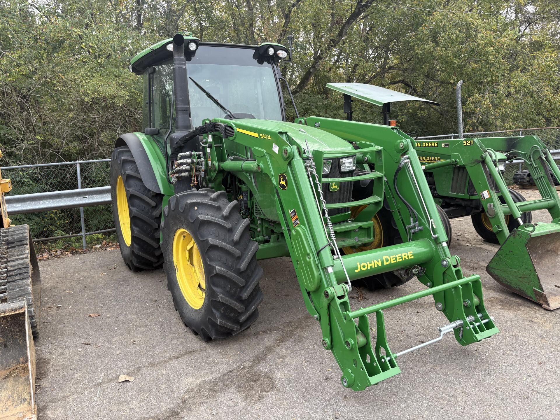 2023 John Deere 5105M