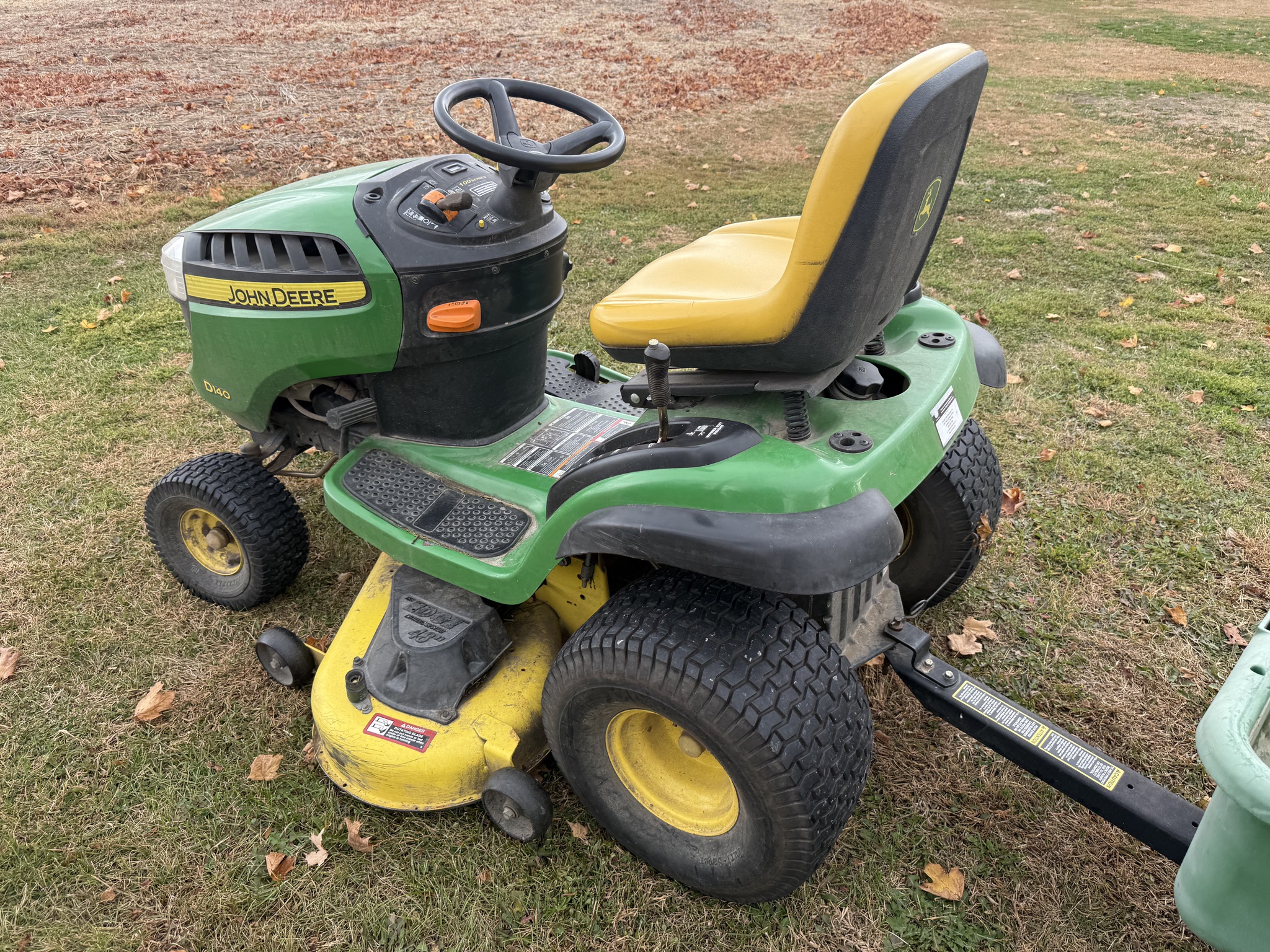 2012 John Deere D140 Image 8