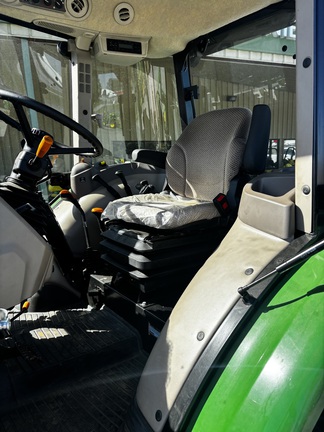 2023 John Deere 5075E-7