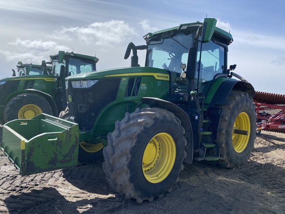  John Deere 7R 210