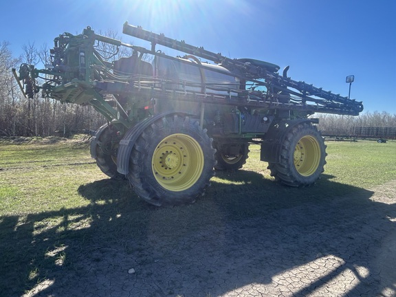 Used 2020 John Deere R4060 Self Propelled Sprayers at Horizon Ag & Turf in Falher, AB - Photo4