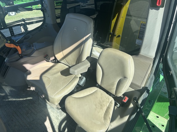 Used 2020 John Deere R4060 Self Propelled Sprayers at Horizon Ag & Turf in Falher, AB - Photo15