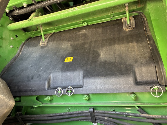John Deere S760 image 36