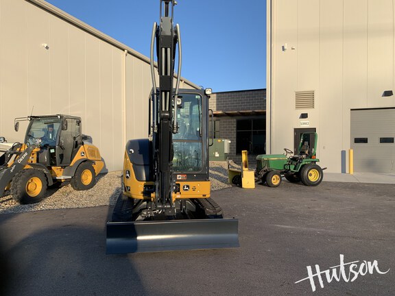 Photo of 2024 John Deere 35 P