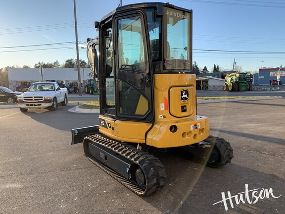 Photo of 2024 John Deere 35 P