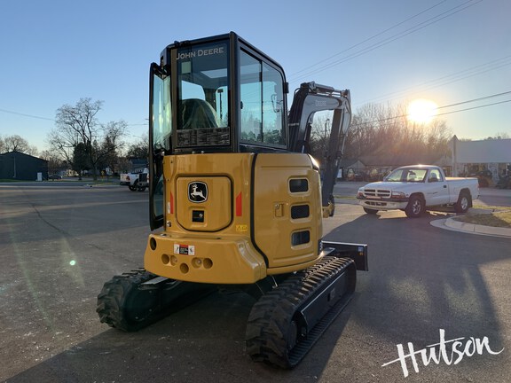 Photo of 2024 John Deere 35 P