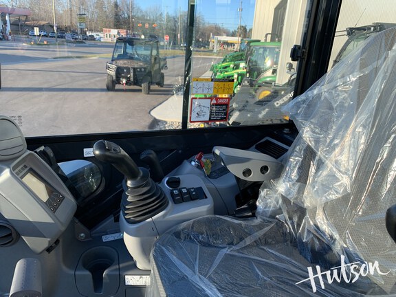 Photo of 2024 John Deere 35 P