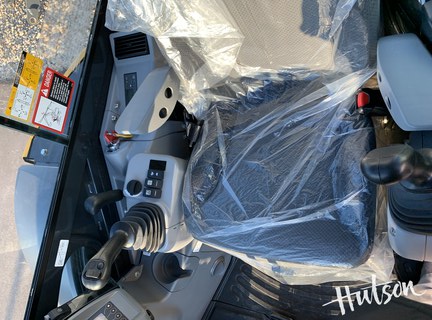 Photo of 2024 John Deere 35 P