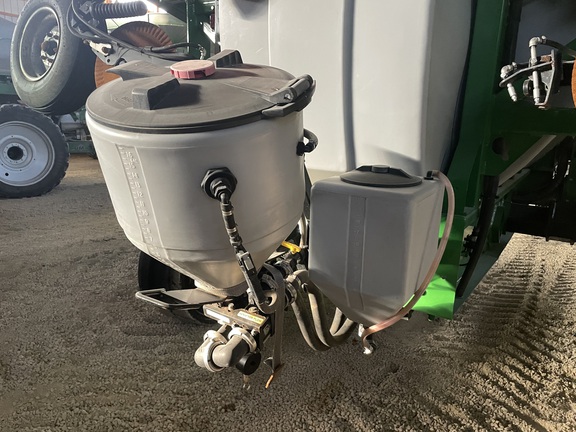 2016 Unverferth 2600 NutriMax - Photo10