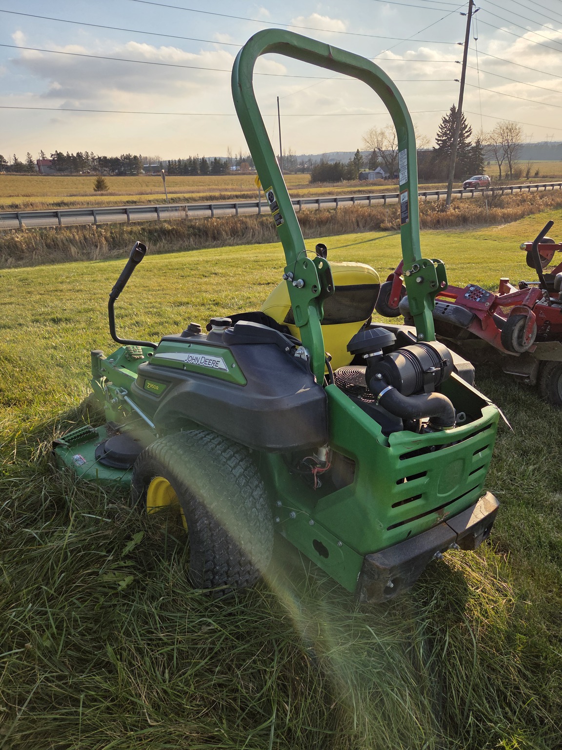 2016 John Deere Z950R Image 7