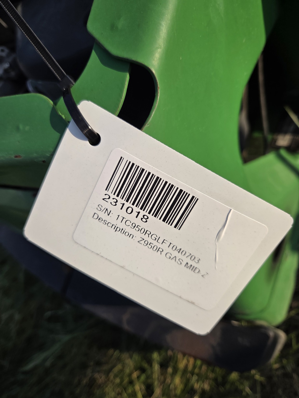 2016 John Deere Z950R Image 6