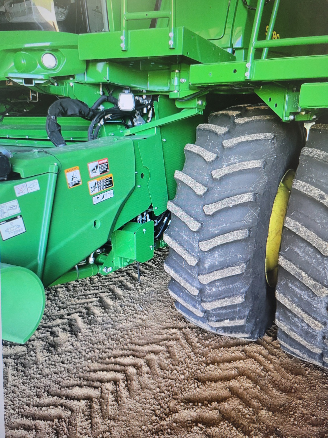  2023 John Deere S780 at Heritage Tractor in Roanoke, IL