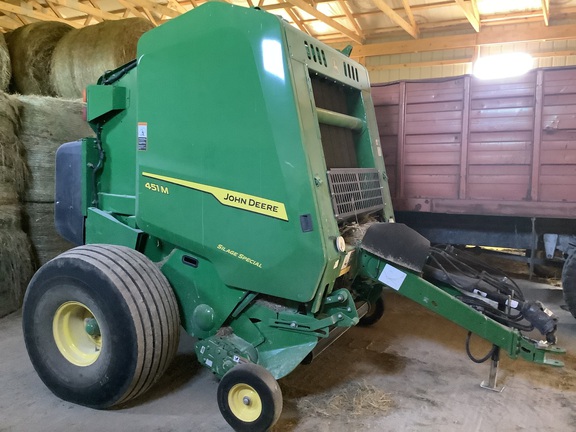 Photo of 2024 John Deere 451M