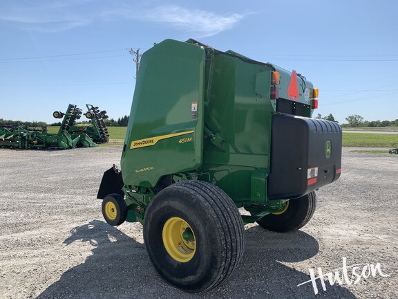 Photo of 2024 John Deere 451M