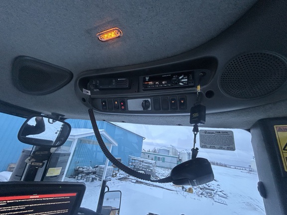 Used 2018 Challenger MT855E Track Tractors at Horizon Ag & Turf in Falher, AB - Photo18