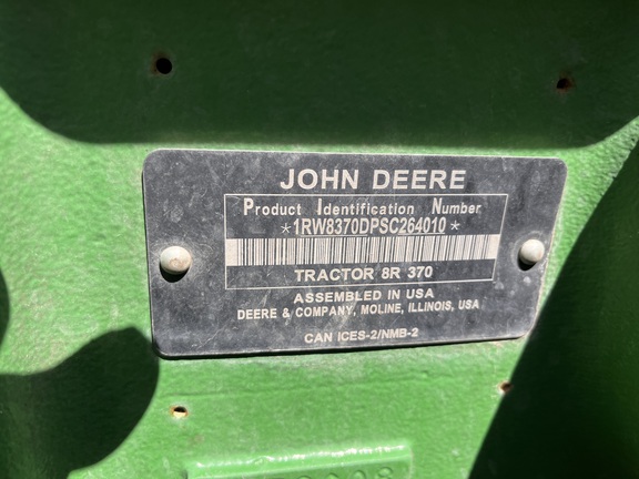 2025 John Deere 8R 370 - Photo38
