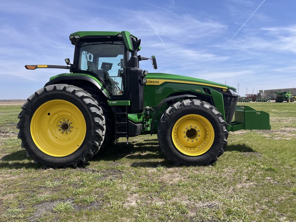 2025 John Deere 8R 370 - Photo4