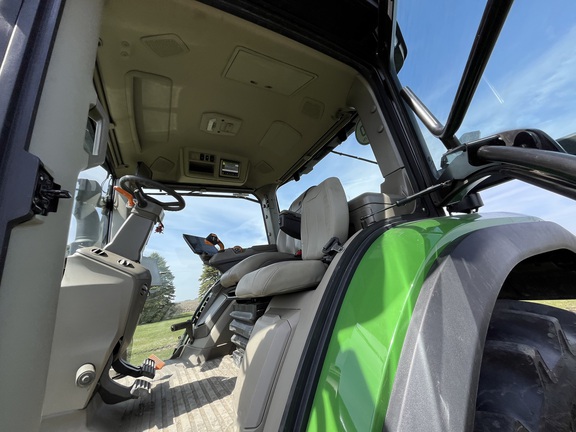 2025 John Deere 8R 370 - Photo32